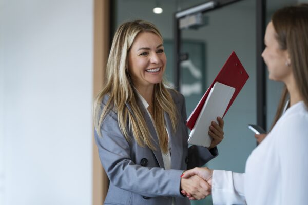 Comment bien se faire recommander par son réseau ?